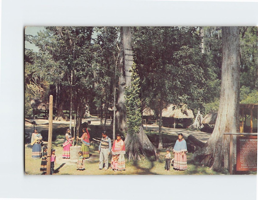 Postcard Seminole American Indian Family Silver Springs Florida USA