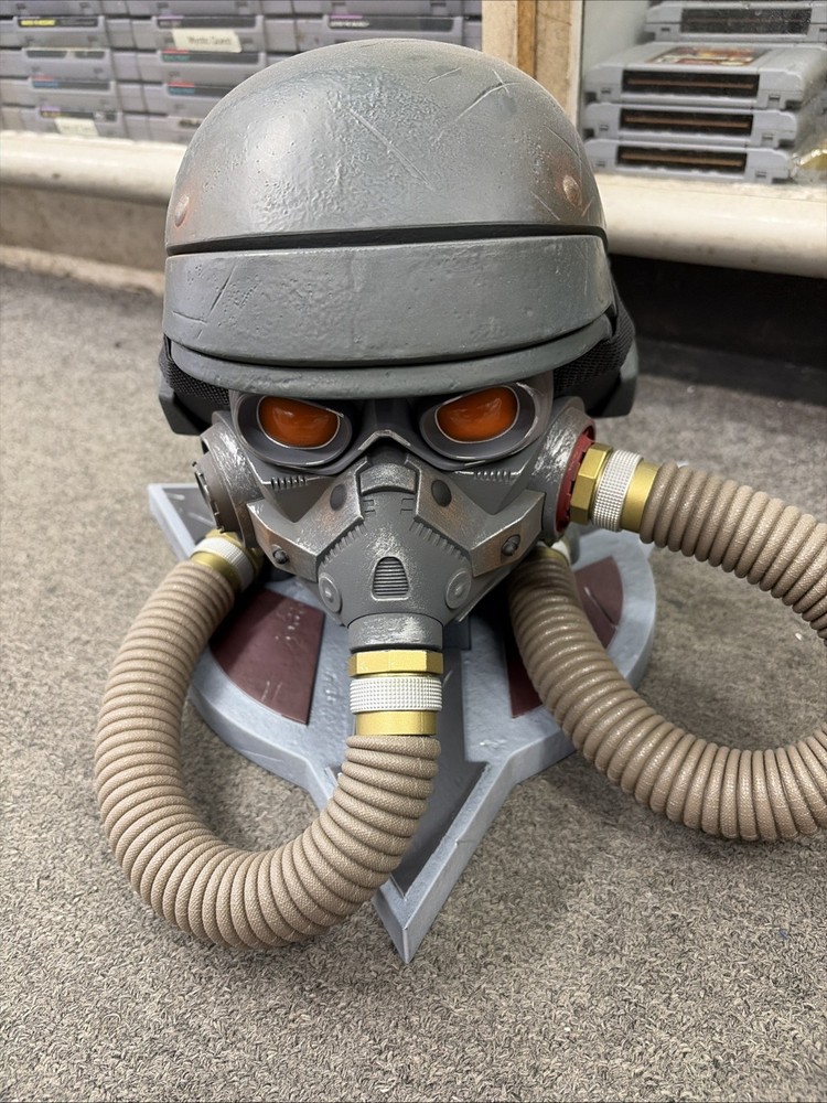 2010 Sony Killzone 3 Collectors Edition Helghast Display Helmet