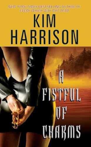 A Fistful of Charms (The Hollows, Book - Paperback, by Harrison Kim - Acceptable