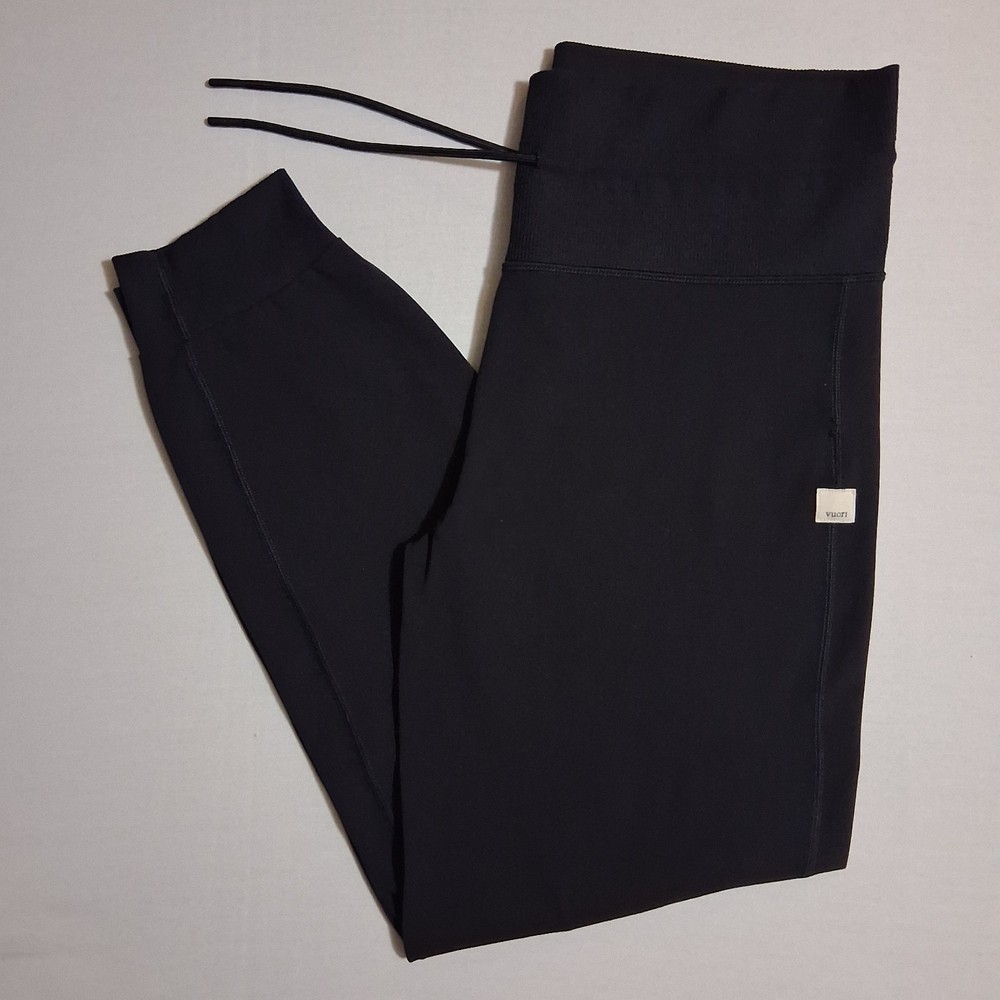 Black Vuori Daily Leggings / Black Vuori Joggers Womens Small