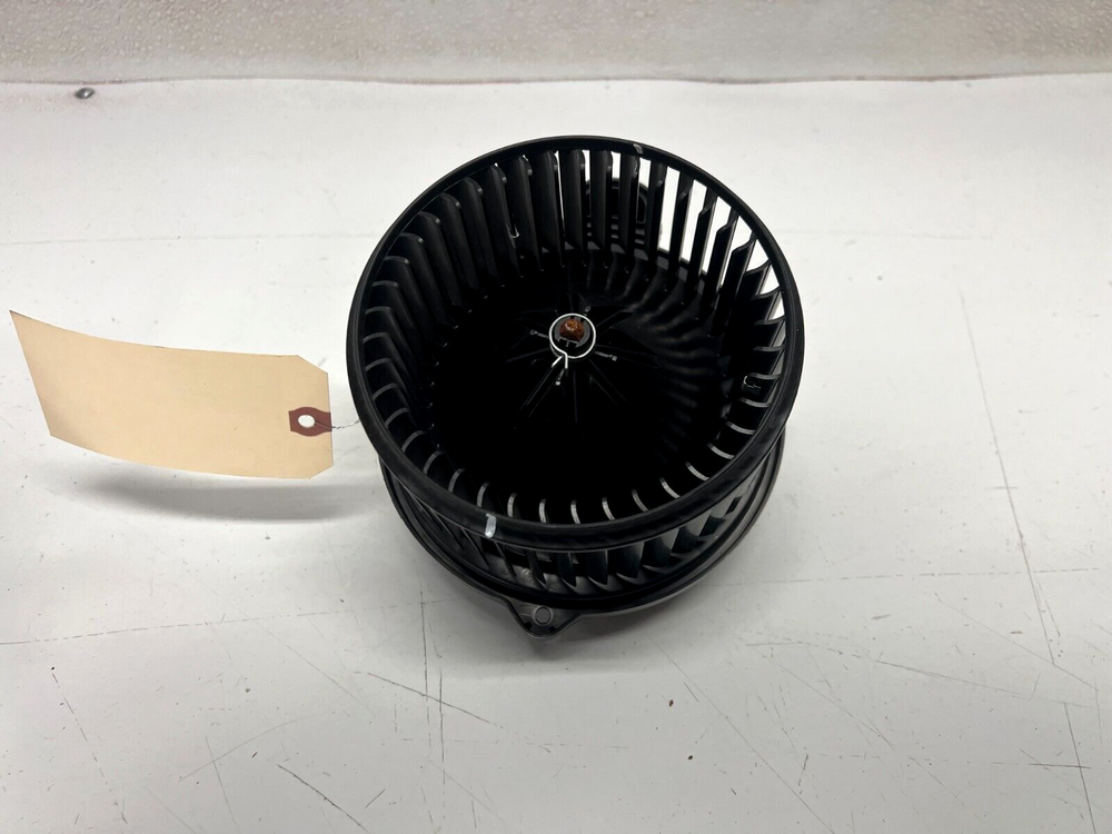 OEM 18-23 Hyundai Kona HVAC Blower Motor Fan Unit AC Heater LOT3509