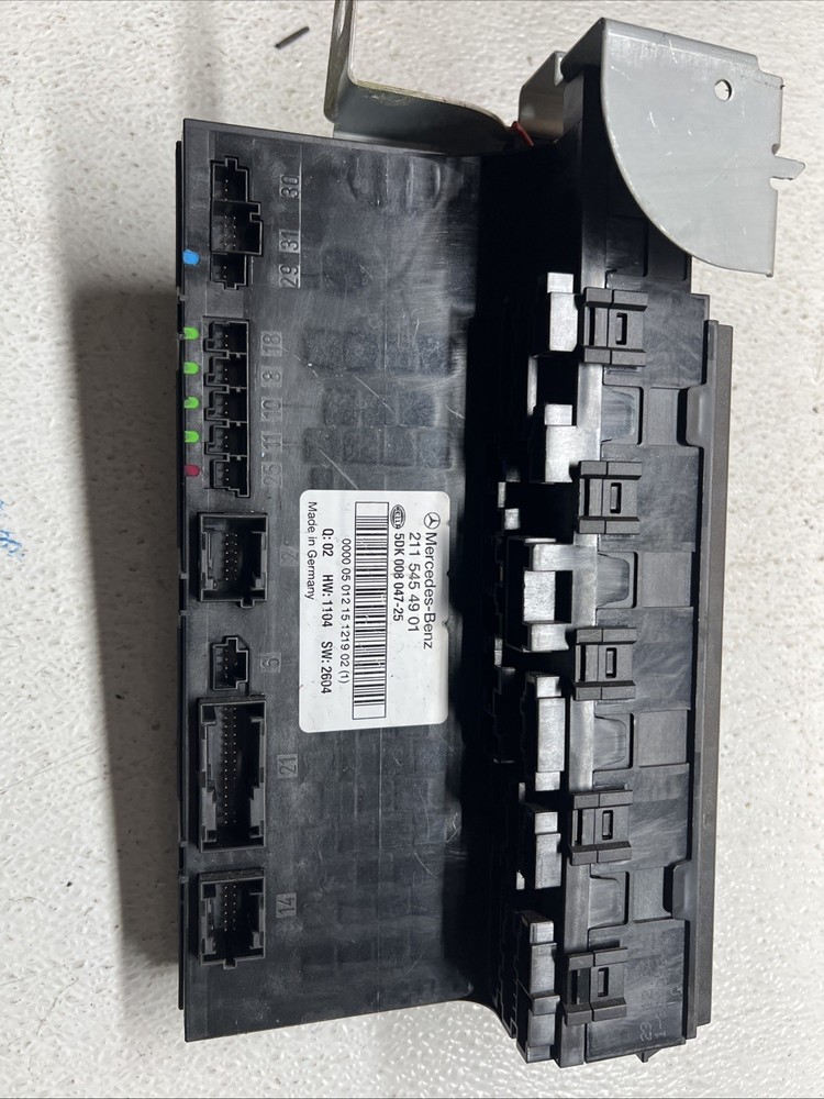 2003-2011 MERCEDES W211 E320 E350 E500 REAR SAM FUSE BOX RELAY CONTROL MODULE