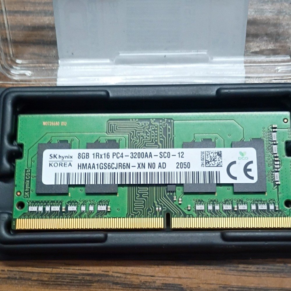 SK hynix 8GB DDR4 SDRAM SO-DIMM 260-Pin PC4-3200AA HMAA1GS6CJR6N-XN
