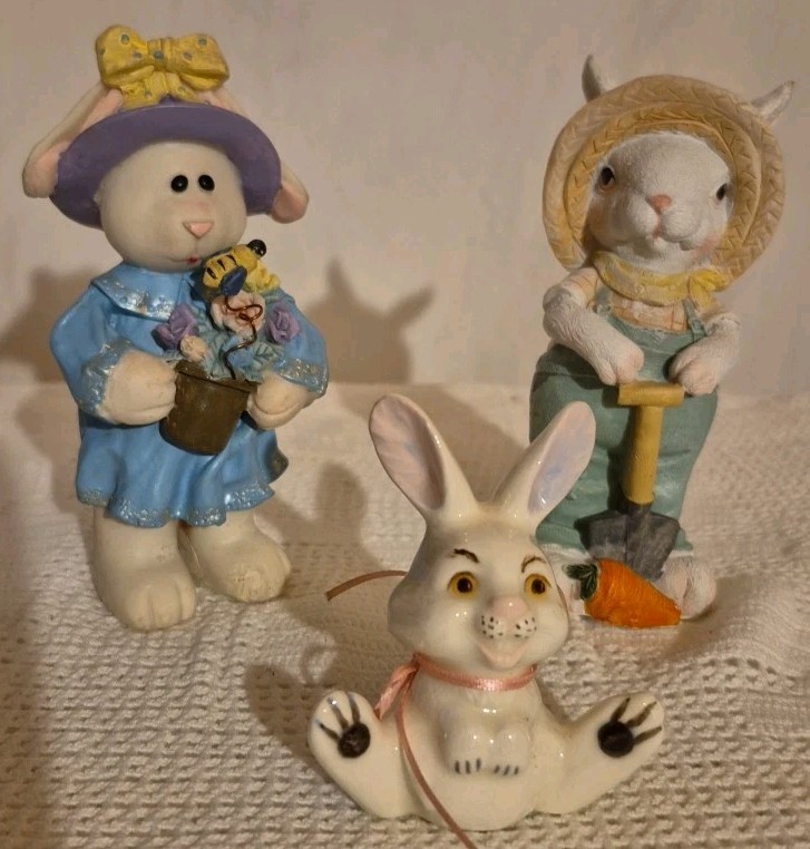 Vintage Easter Bunnies Mr & Mrs. Rabbits & White Rabbit