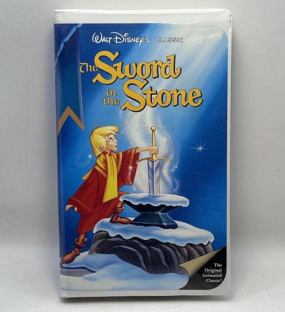 Sword In The Stone VHS Disney Video Tape Black Diamond VTG Clamshell Nearly New!