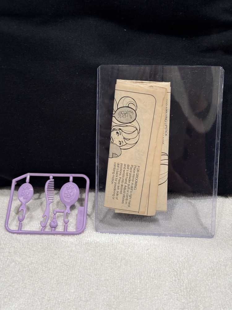 Barbie Beauty Secrets 1979  Instructions Comb Brush Vanity Mirror still attached