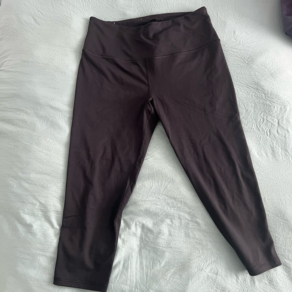 Victoria’s Secret Sport Black High Rise Leggings Cropped Athletic Workout Size L