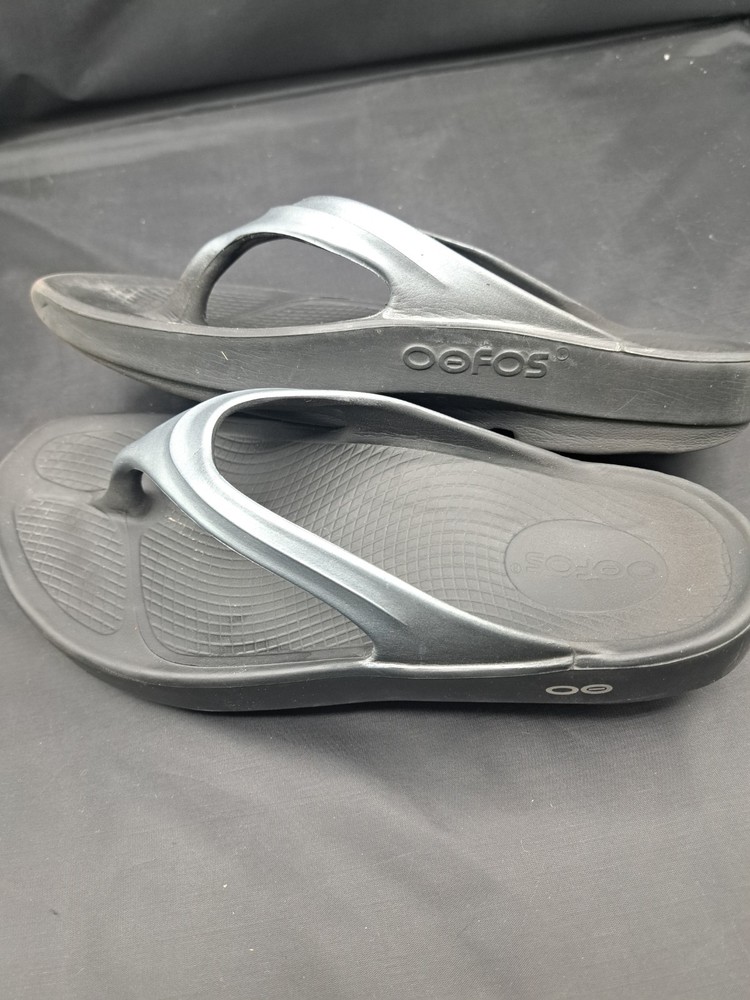 Oofos Oolala Luxe Womens Flip Flops Size 8 Comfort Recovery Sandals