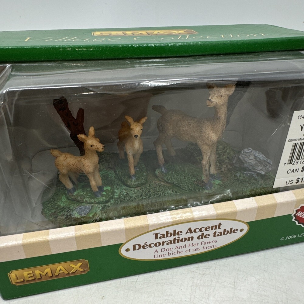2009 Lemax Village Collection 93741 A Doe And Her Fawns Table Accent New in Box