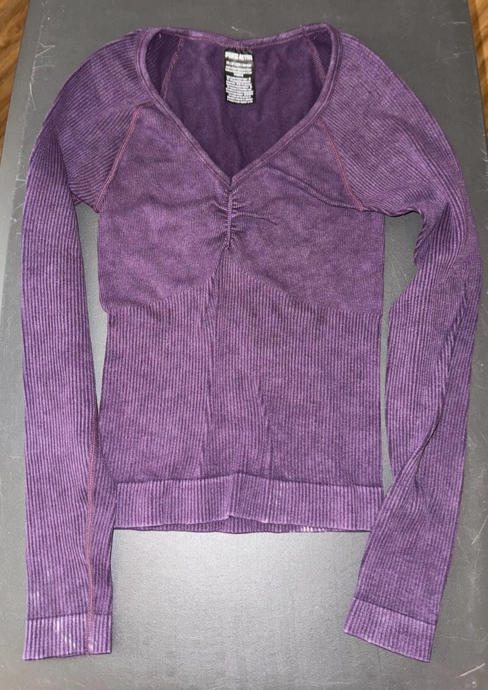 Victorias Secret Pink Active Purple Long Sleeve V Neck Ribbed Fitted Shirt Size
