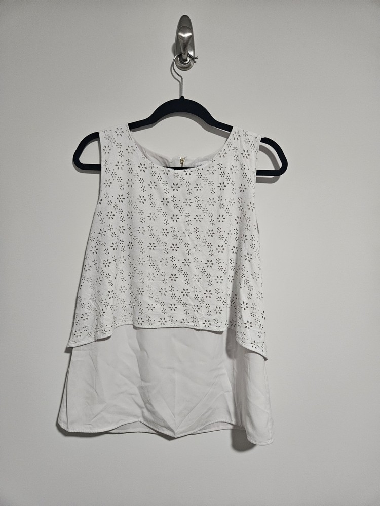 Calvin Klein Womens Size L Cream Sleeveless Blouse with Floral Cutout Detail  