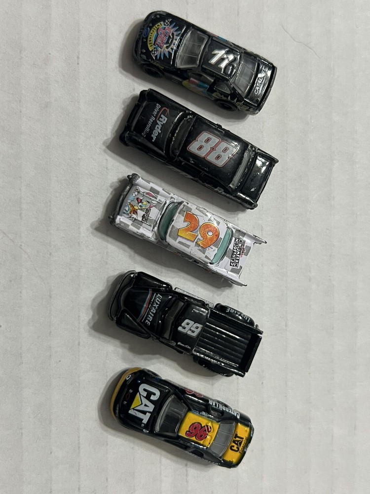 VINTAGE RACING CHAMPIONS LOT OF 5 MICRO MINI 1:144TH Cartoon Network Cars Mini