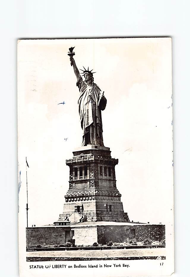 Postcard Statue of Liberty on Bedloes Island in New York Bay New York USA