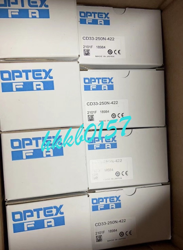 CD33-250N-422 Laser Displacement Sensor DHL/FedEx brand new