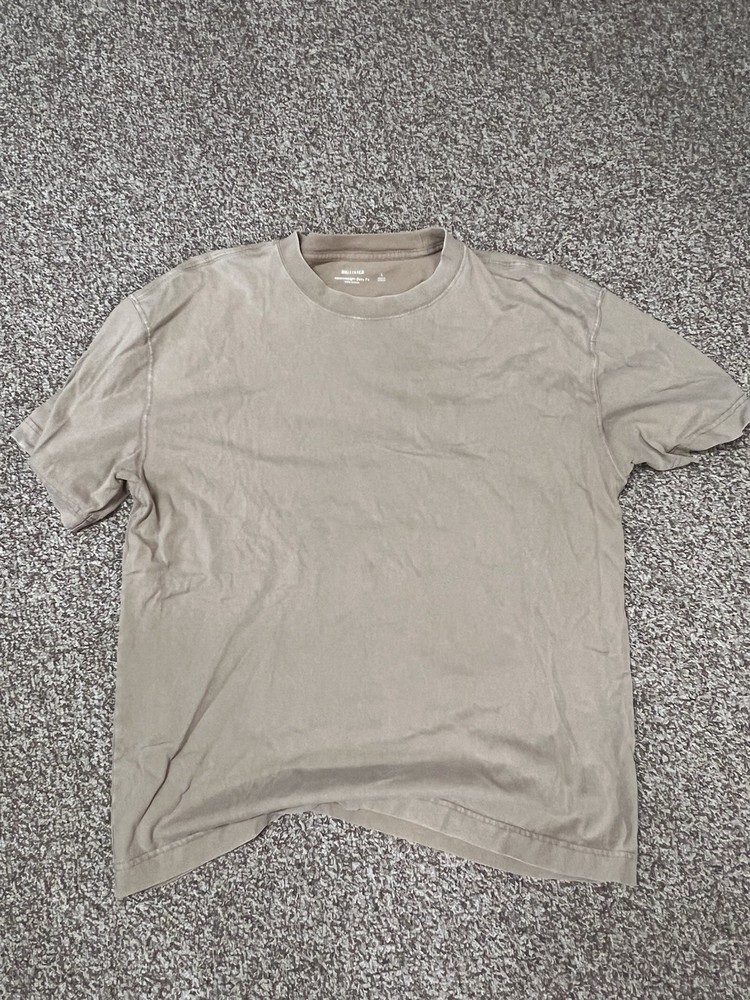 Hollister Men's Heavyweight Boxy Fit Crew Neck Beige T-Shirt Size L