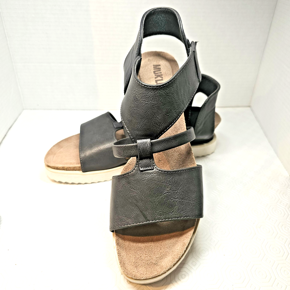 MUK LUKS Pitch Soprano Charcoal Gray Wedge Sandals Women's Size 11 New With Tags