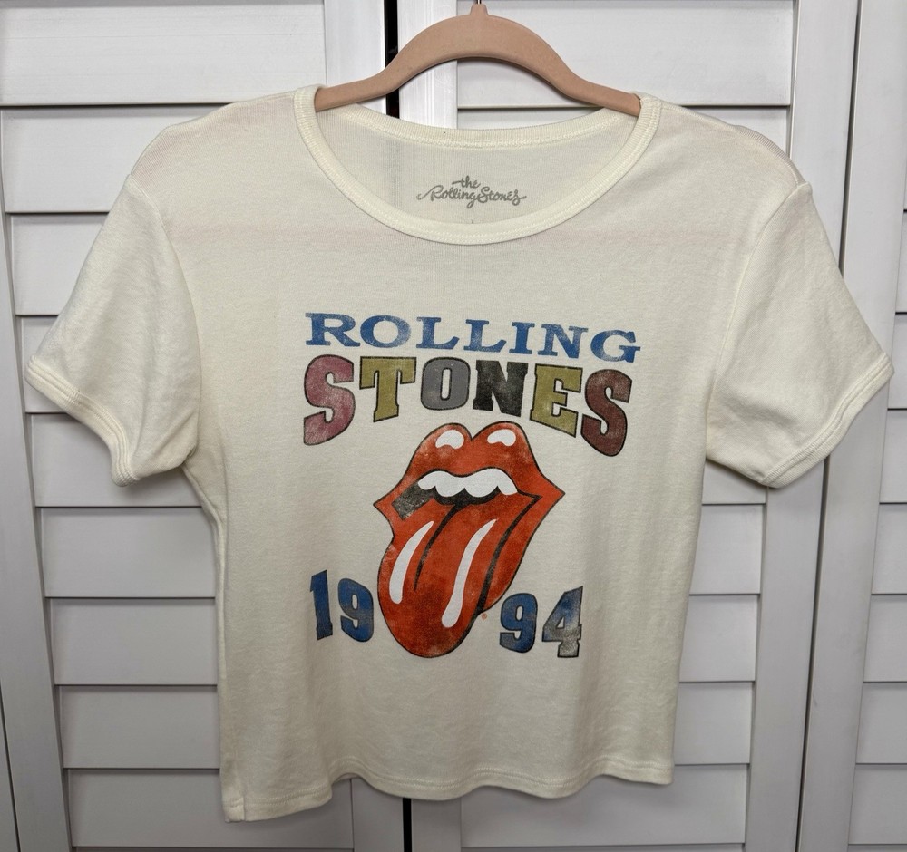The Rolling Stones Short Sleeve Graphic Band Crop Tee Shirt Women’s Size Large