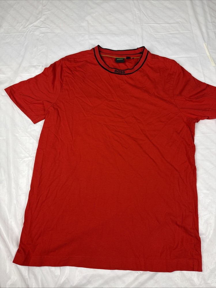 BOSS Menswear T-shirt is a modern Red casual Sz S
