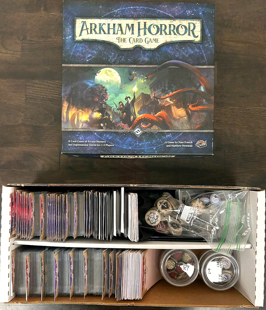 Fantasy Flight - Arkham Horror: The Card Game + 2 Campaigns - COMPLETE VG+/EX!