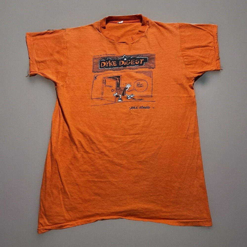 Vintage 1978 70s Dyke Digest CDWR Coming Out Newspaper Comic Shirt Size Large