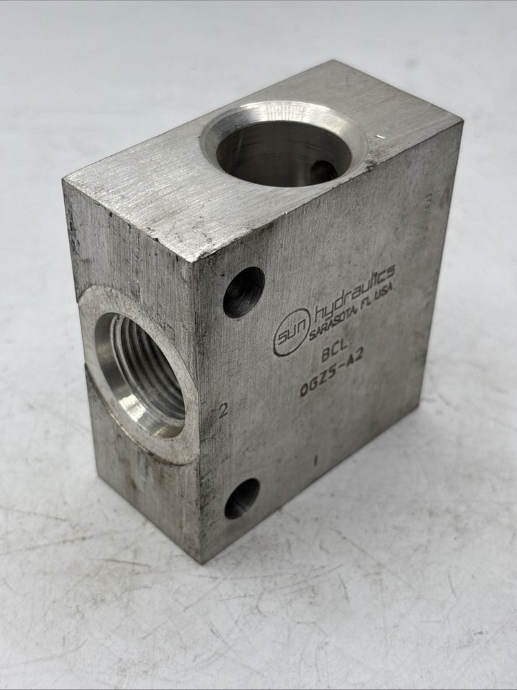 Sun Hydraulics Valve Block BCL OGZ5-A2