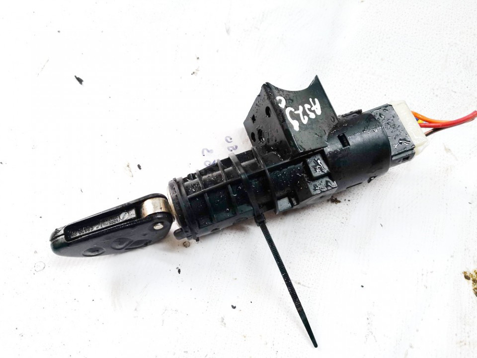 Ignition Lock (Key) Alfa-Romeo 147 DE992583-33