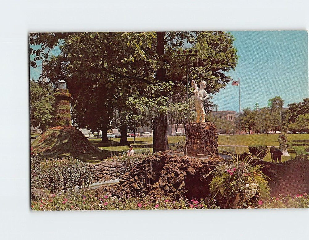 Postcard Boy-With-Boot Statue Washington Park Sandusky Ohio USA