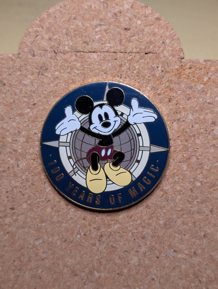 Disneyland Walt Disney World DLR WDW 100 Years of Magic 2001 Compass Rose Pin
