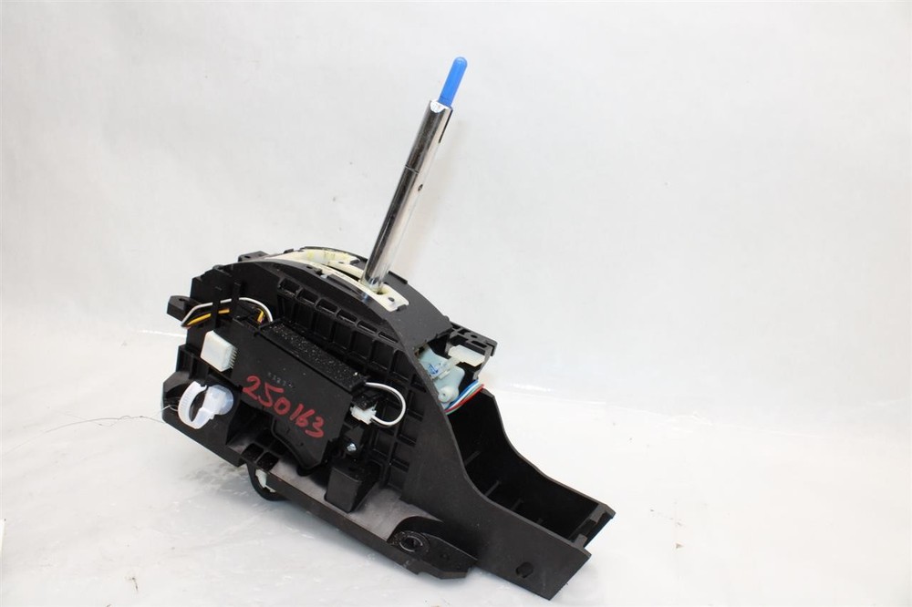 Used Automatic Transmission Shift Lever Assembly fits: 2017 Infiniti QX60  Grade
