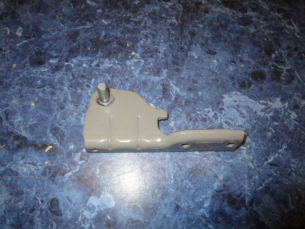Lg Refrigerator Center Hinge Part# Aeh73856207