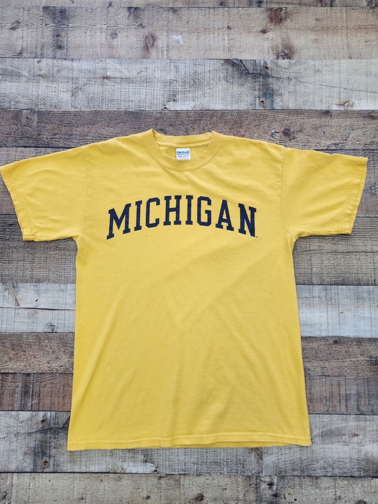Y2k Gildan Michigan Wolverines Spellout Yellow T Shirt Sz M Great Condition