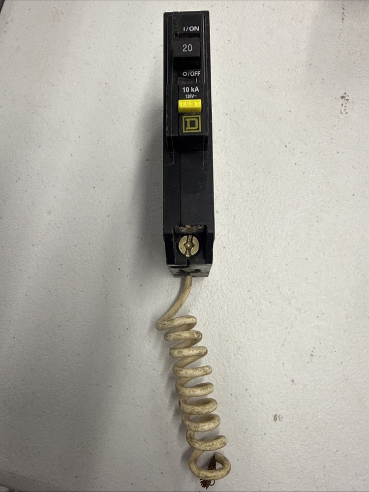 Square D QO120GFI 1 Pole 20 Amp 120V AC QO Plug In Ground Fault GFCI GFI Breaker