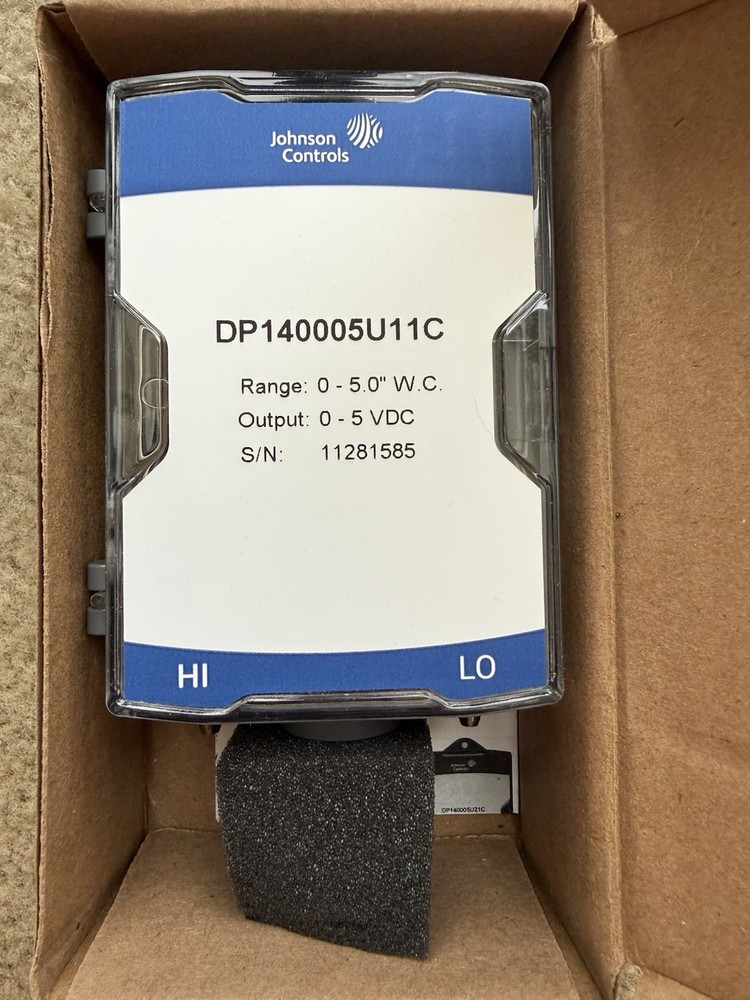 Johnson Controls/ DP140005U31C / Differential Pressure Transducer/ NEW