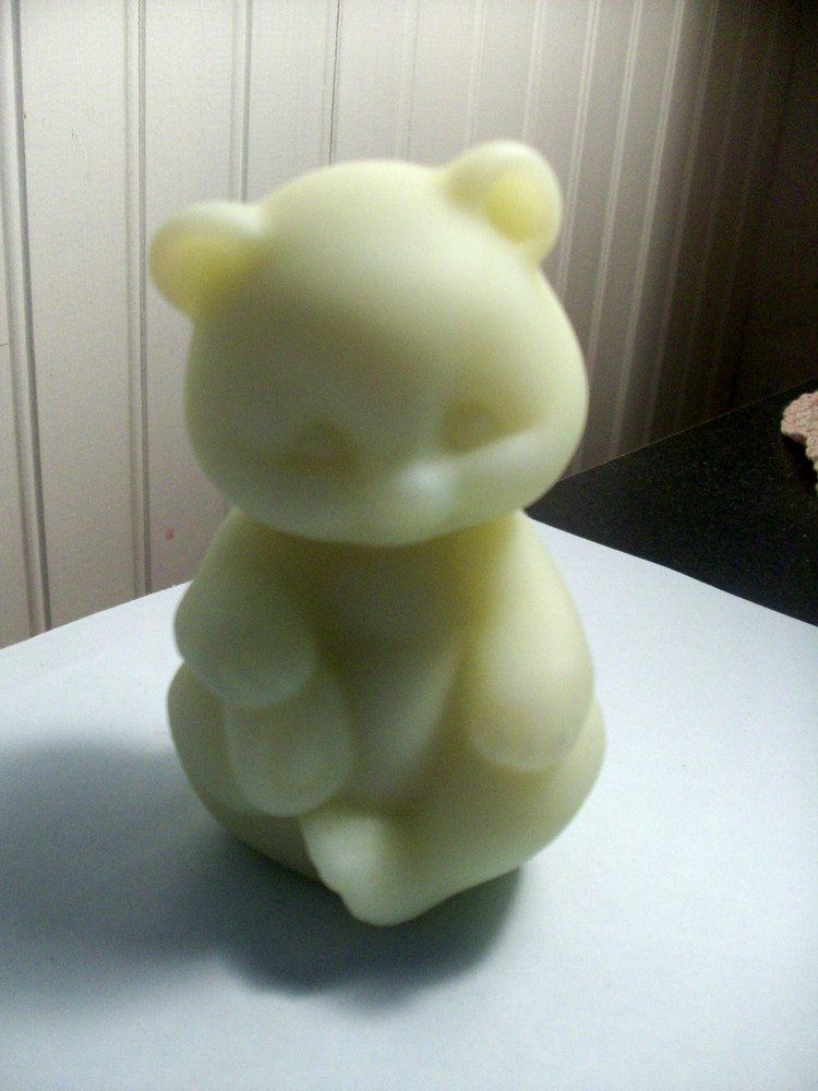 Vintage Fenton satin custard uranium solid 3 1/2
