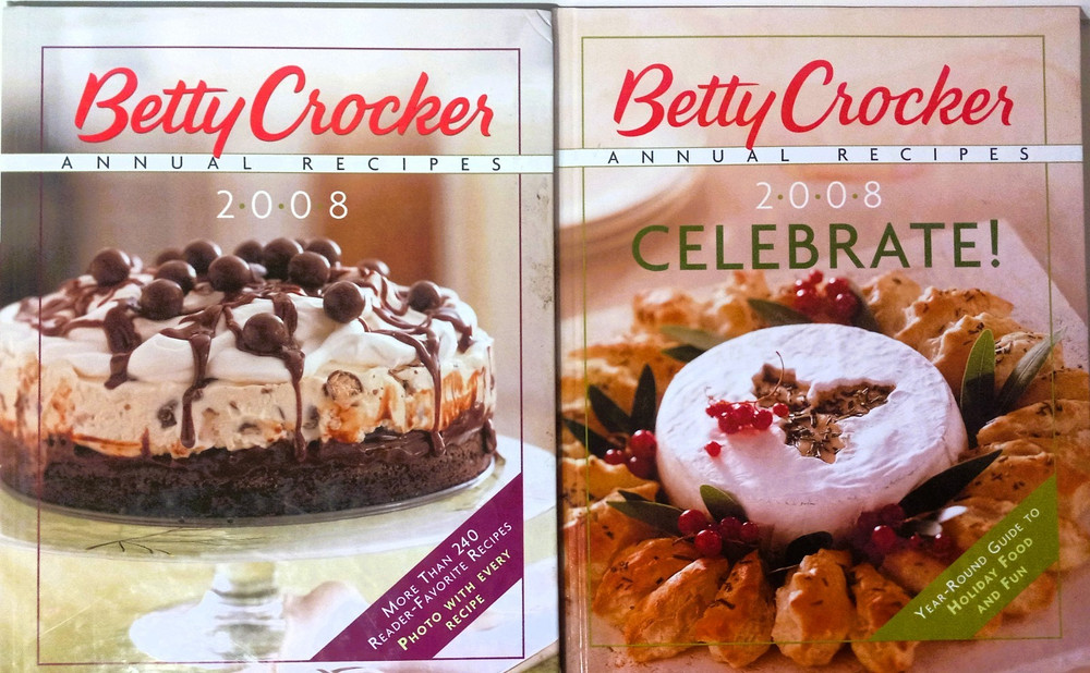 LOT OF 2 Betty Crocker Annual Recipes 2008 + Celebrate! Hardcover Cookbooks VG+
