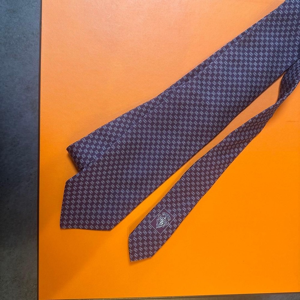 GUCCI Necktie Tie 100% Silk All over GG Logo pattern Men's Made in Italy Purple