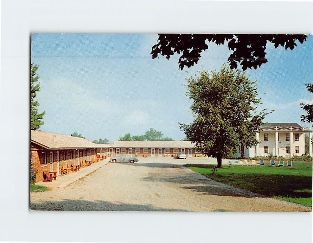 Postcard Myers Colonial Motel Elyria Ohio