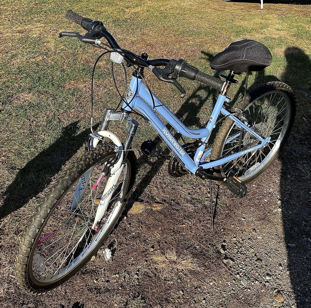 ROADMASTER Granite Peak 24inch Mountain Bike - Light Blue