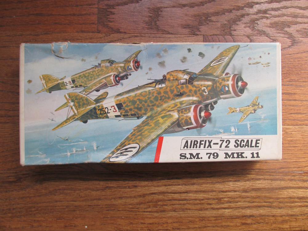 S.M. 79 Mk  11 Italian Torpedo Bomber 1/72 scale Airfix model aircraft kit