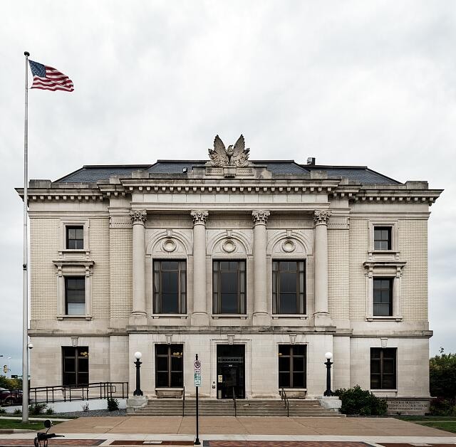 Eau Claire Wisconsin Federal Building U.S. Courthouse 2014 Front View