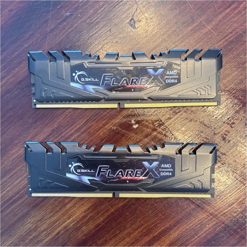 G.SKILL Flare X 16GB (2x8GB) DDR4-3200 PC4-25600 DIMM 288-Pin AMD