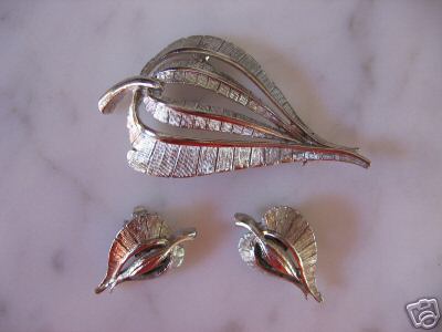 Vintage Silver Leaf Pin and Clip-On Earrings Set