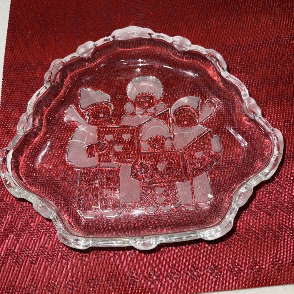 Mikasa Crystal Celebrations Carolers Collection Sweet Dish