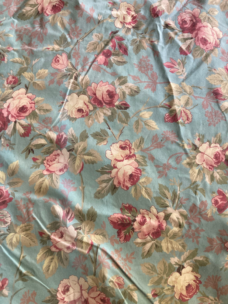 Vintage Floral Curtain Panel – Weighted, Lined, Rod Pocket | 95