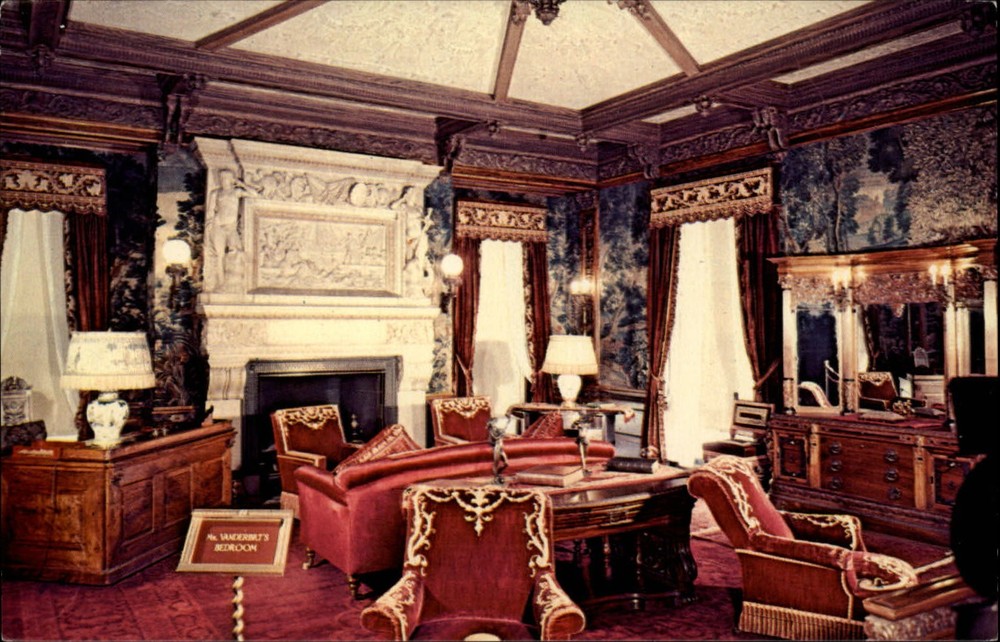 Hyde Park New York Vanderbilt Mansion Historic Site bedroom vintage postcard