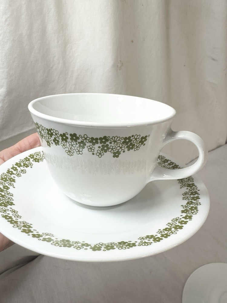 4 Corelle Corning Spring Blossom Green Crazy Daisy Cups and Saucers 8 Oz. FrShip
