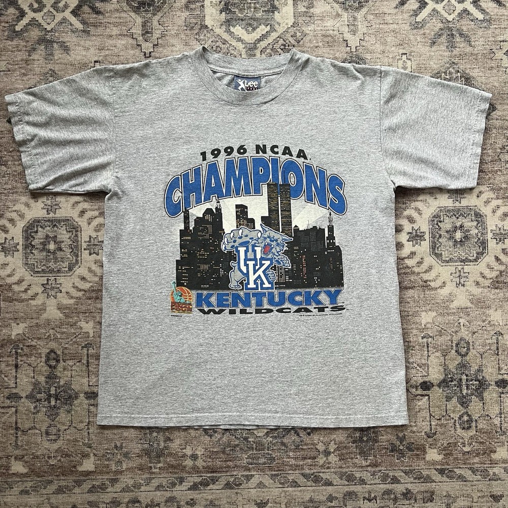 Vintage University of Kentucky Wildcats Champions T-Shirt Size Large