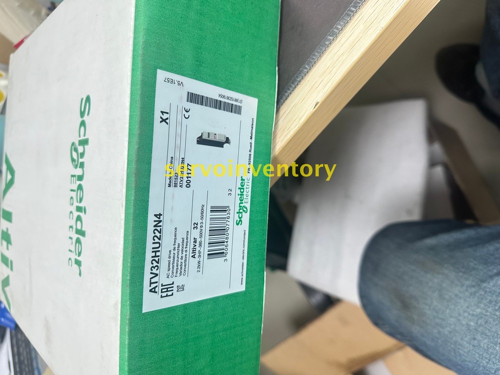 1PCS NEW Inverter ATV31HU22N4