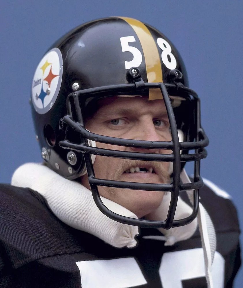 Pittsburgh Steelers Jack Lambert With Helmet On 4x6 Picture Celebrity Print
