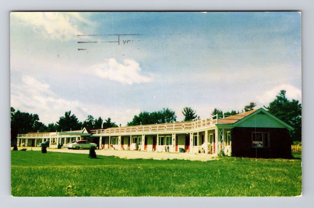 Menomonie WI-Wisconsin, Motel Menomin, Outside, Vintage Postcard